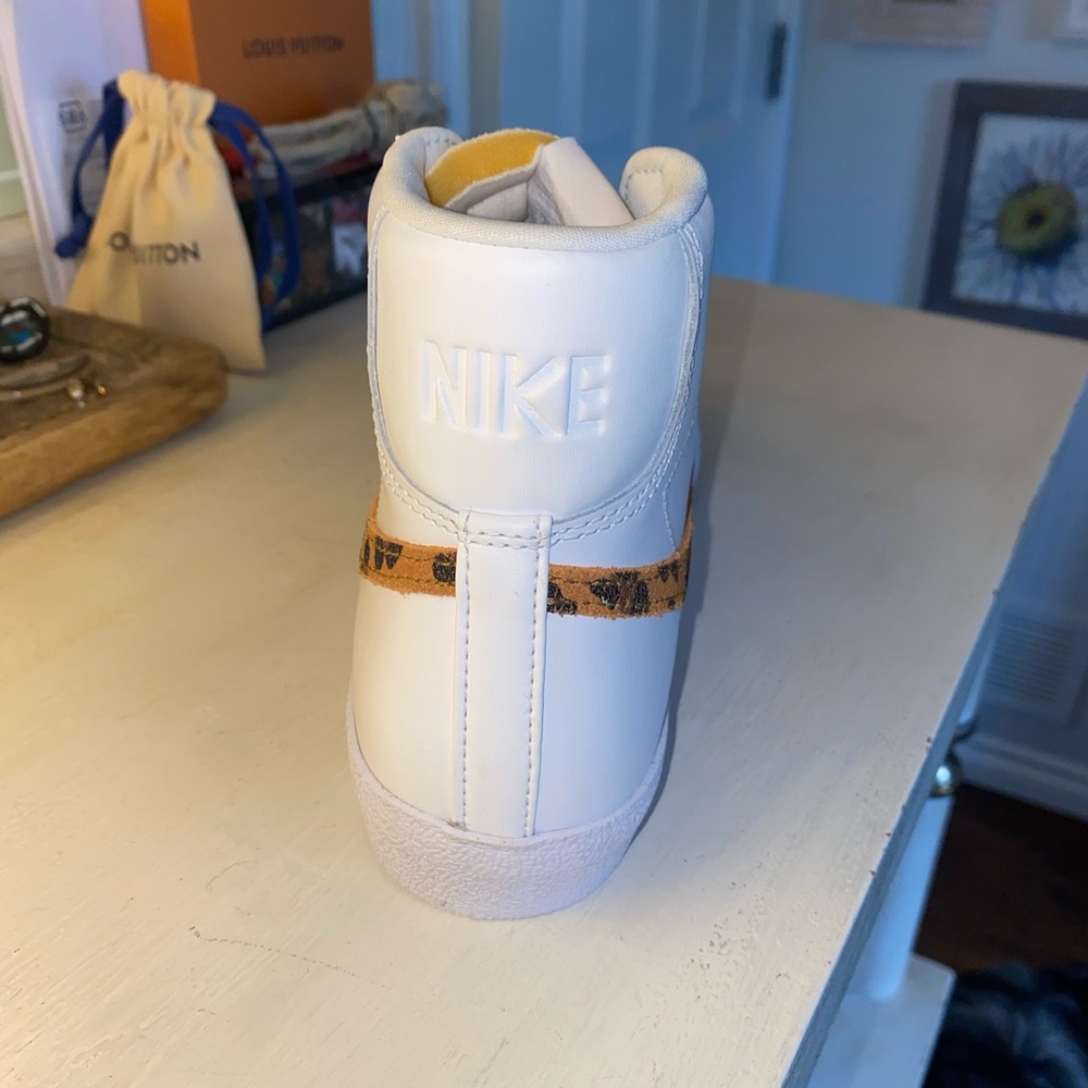 Nike blazer leopard high tops - Picture 3 of 6